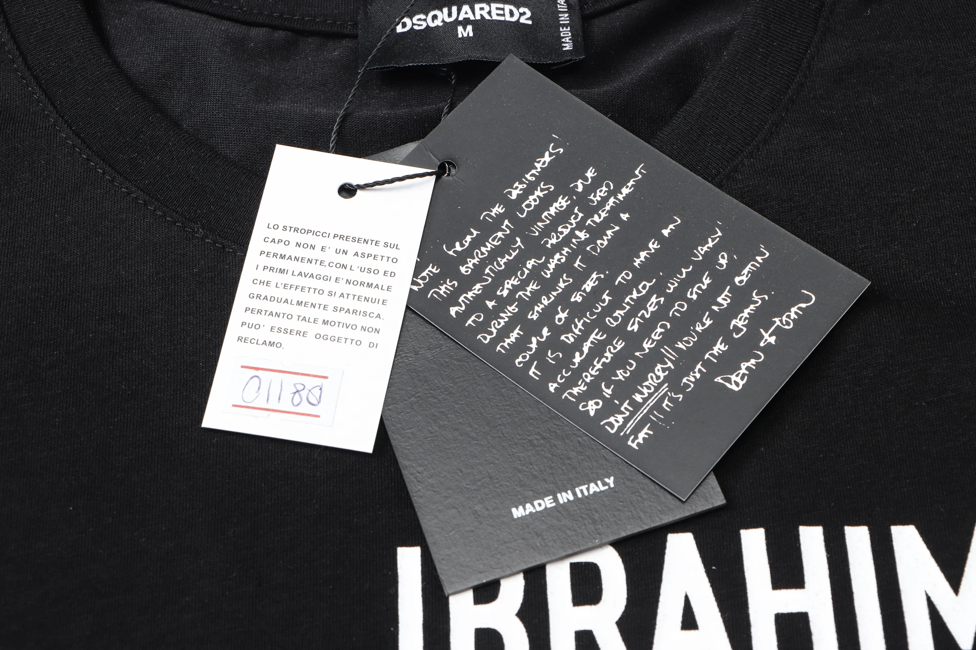 Dsquared2 Creative Photo Signature Cotton Men Women Couple Casual Dsq2 Short Sleeve D2 Round Neck Boyfriend Gift T-Shirt D8110