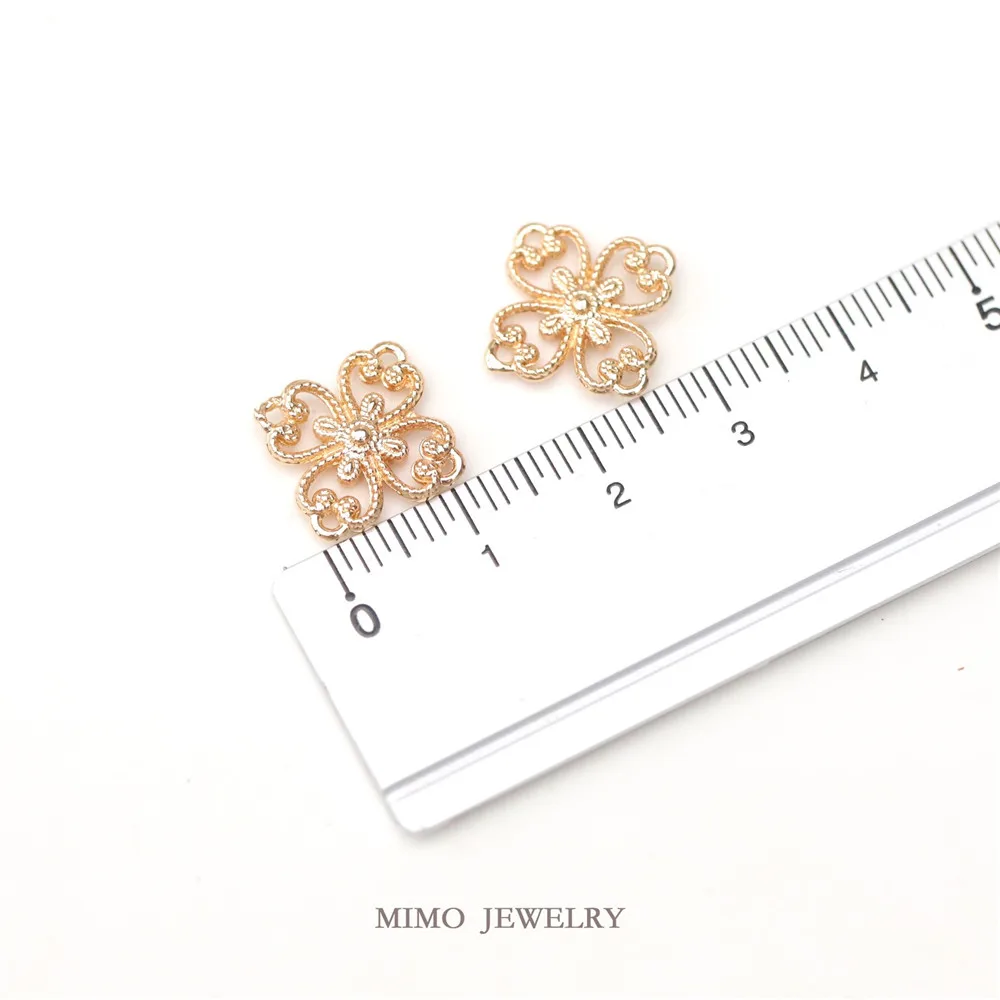 

Color Preserving Copper Plated Gold Plated Hollow Retro Court Style Love Clover Pendant Connector DIY Accessories