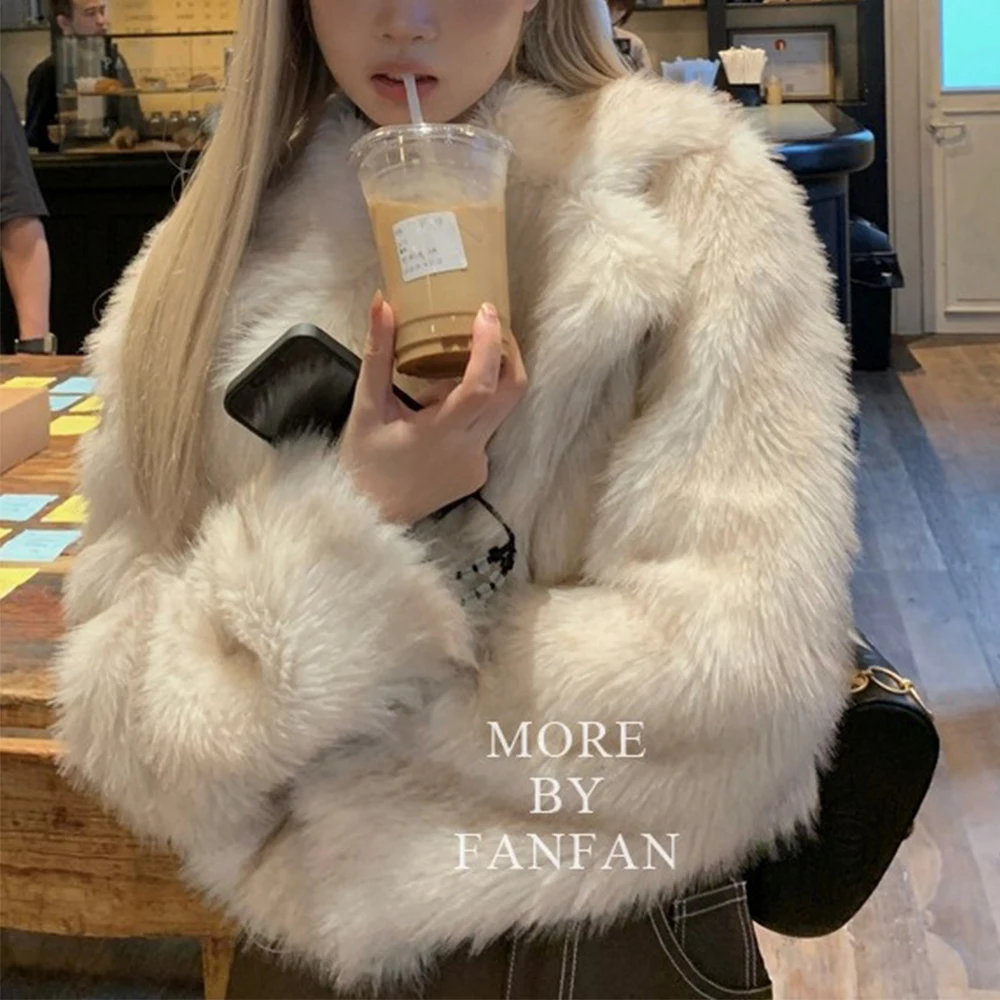 Популярная зимняя уличная модная роскошная куртка с градиентом цвета из лисьего