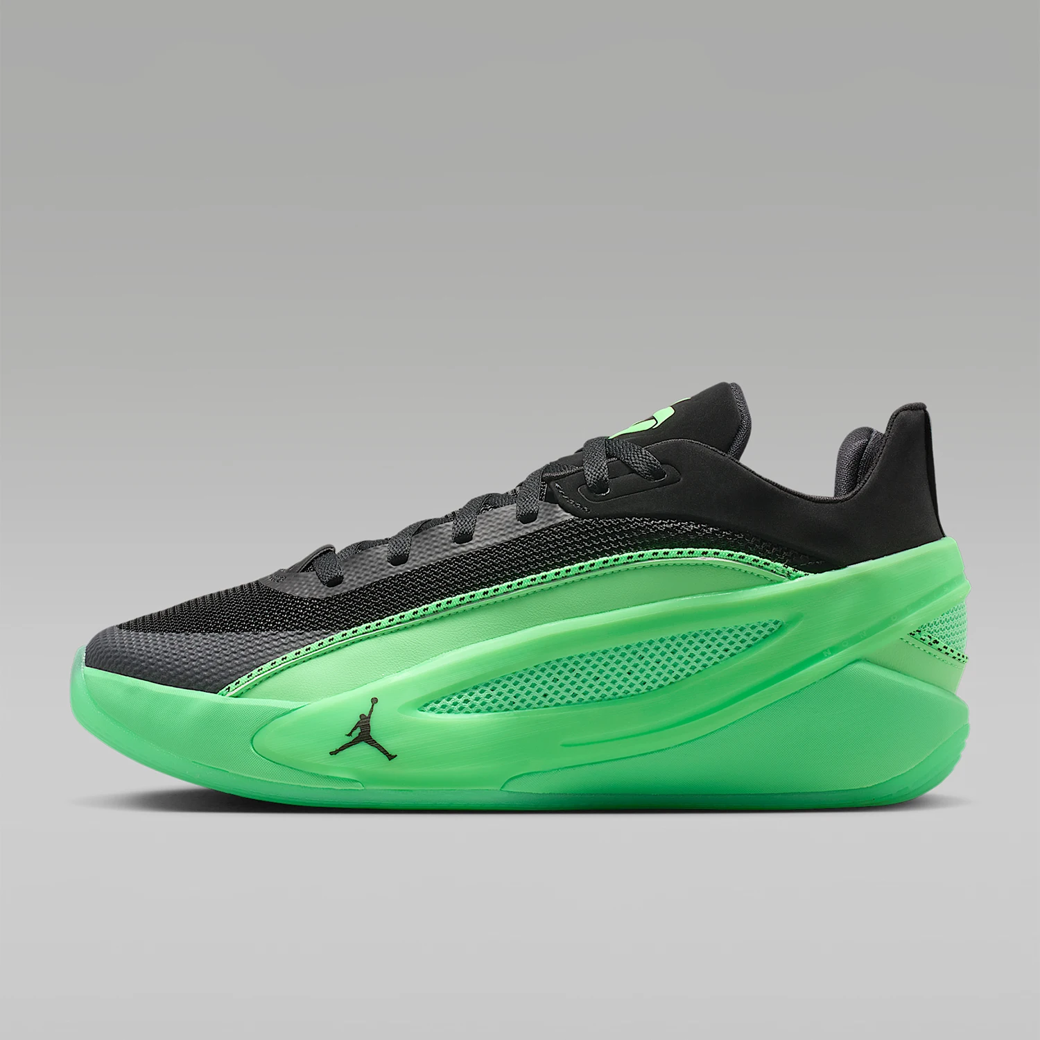 Фото Мужские баскетбольные кроссовки Nike Authentic JORDAN средней высоты с застежкой на шнуровке, износостойкие, амортизирующие, модель HV8087-302 №2