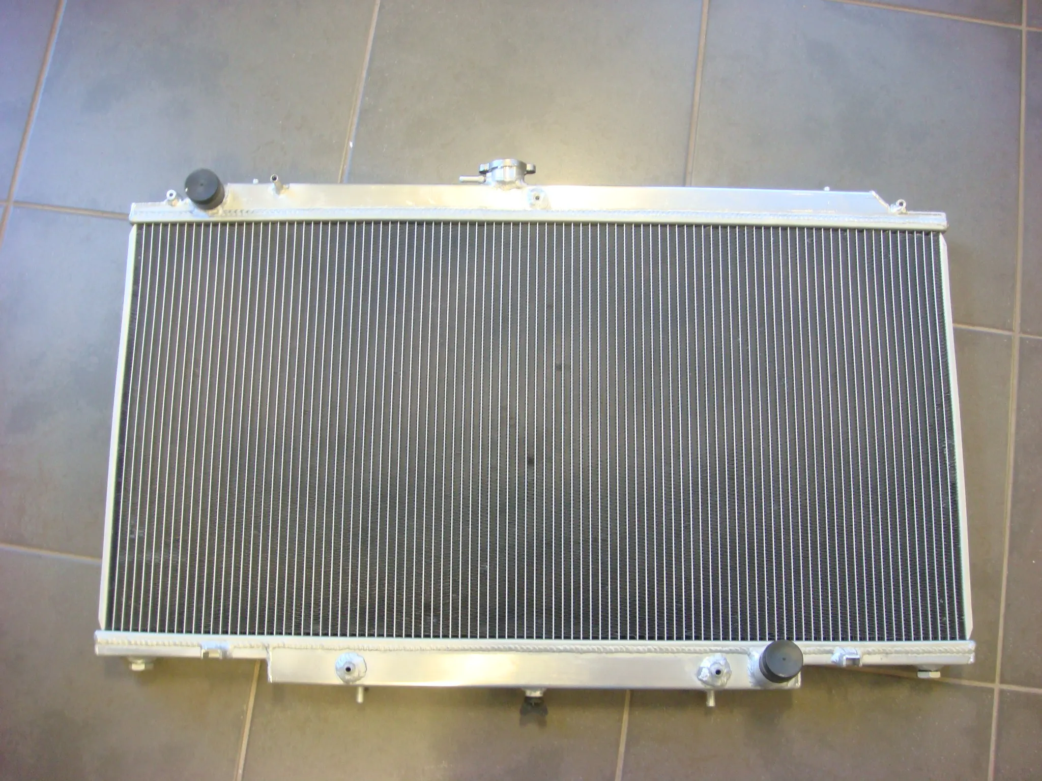 

3 Row Aluminum Radiator For 1997-2001 Nissan GU PATROL Y61 PETROL 4.5L Auto/Manual 1998 1999 2000