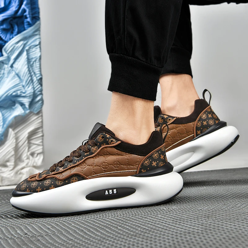 Brand Men Skateboarding Shoes Thick Sole Flat Sneakers Leather Male Luxury Shoes Zapatillas Hombre Rubber Boots Man Sport Shoes