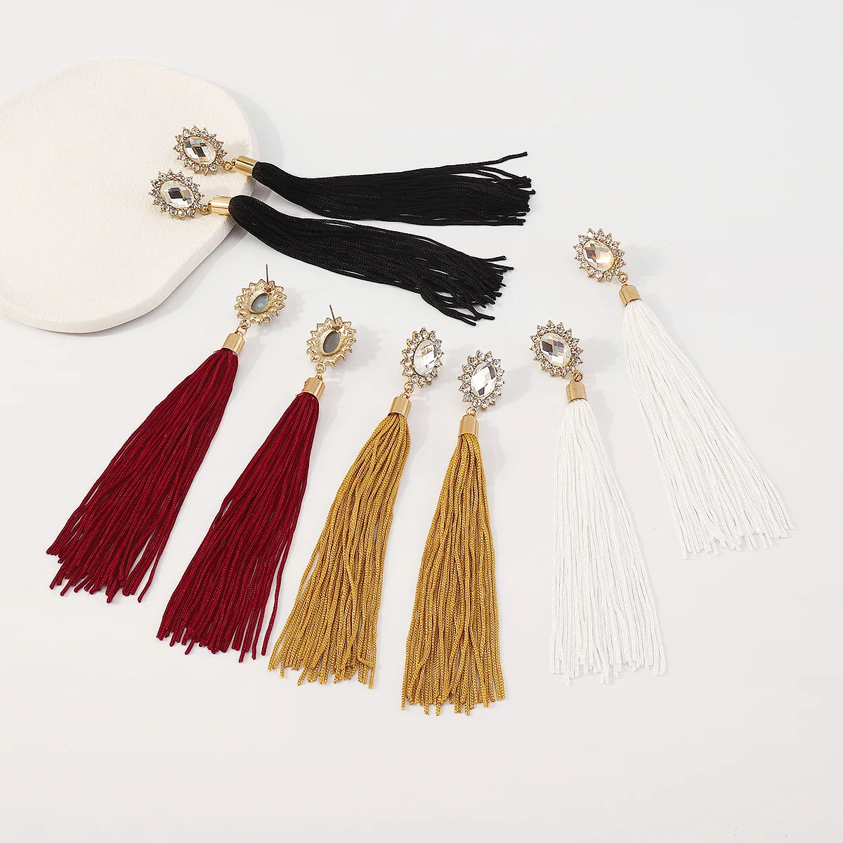 

Multicolor Bohemia Tassel Earrings For Women Thread Long Dangle Drop Earrings Party Accessories Handmade Wholesale Drop Earring