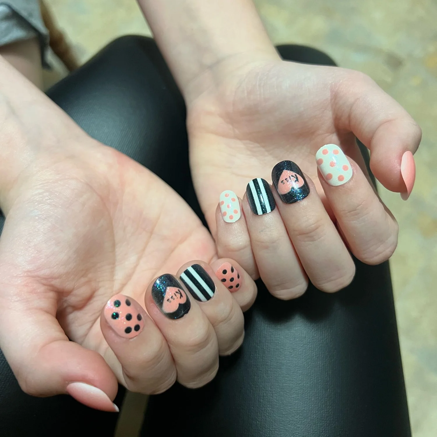 24Pcs Kids Cartoon Pattern Design Fake Nails Girls Press on Wearing Cute Colorful Tips Nail Decor Festival Gifts Manicure Tools*