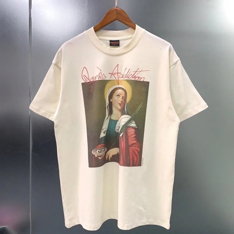 

Футболка мужская оверсайз в стиле ретро с надписью ангела