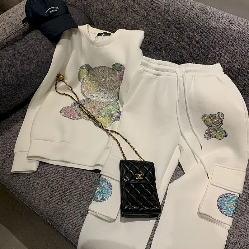 

Women's 2pcs Pajamas Diamond-studded Bear Round Neck Sweater Top Harem Pants Loungewear Set Pijama Mujer Sleepwear Women Pjs