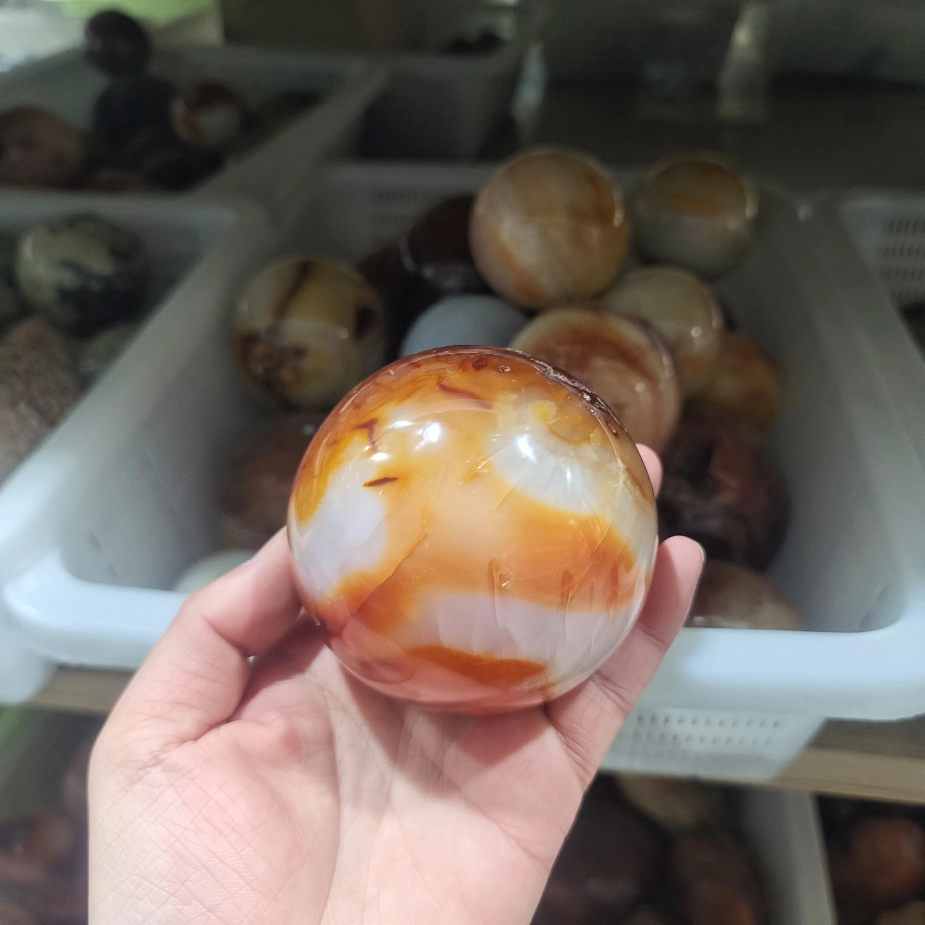 

1PC 50-90mm Natural Crystal Red Agate Crystal Sphere Carnelian Decorative Ball Ornaments Reiki Healing Stone