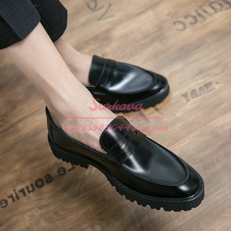 Spring Autumn 2022 Slip On Soft Leather Footwear Loafers Wear Formal Casual Leather Shoes Slip On Lazy Men's Casual Shoes Sewing