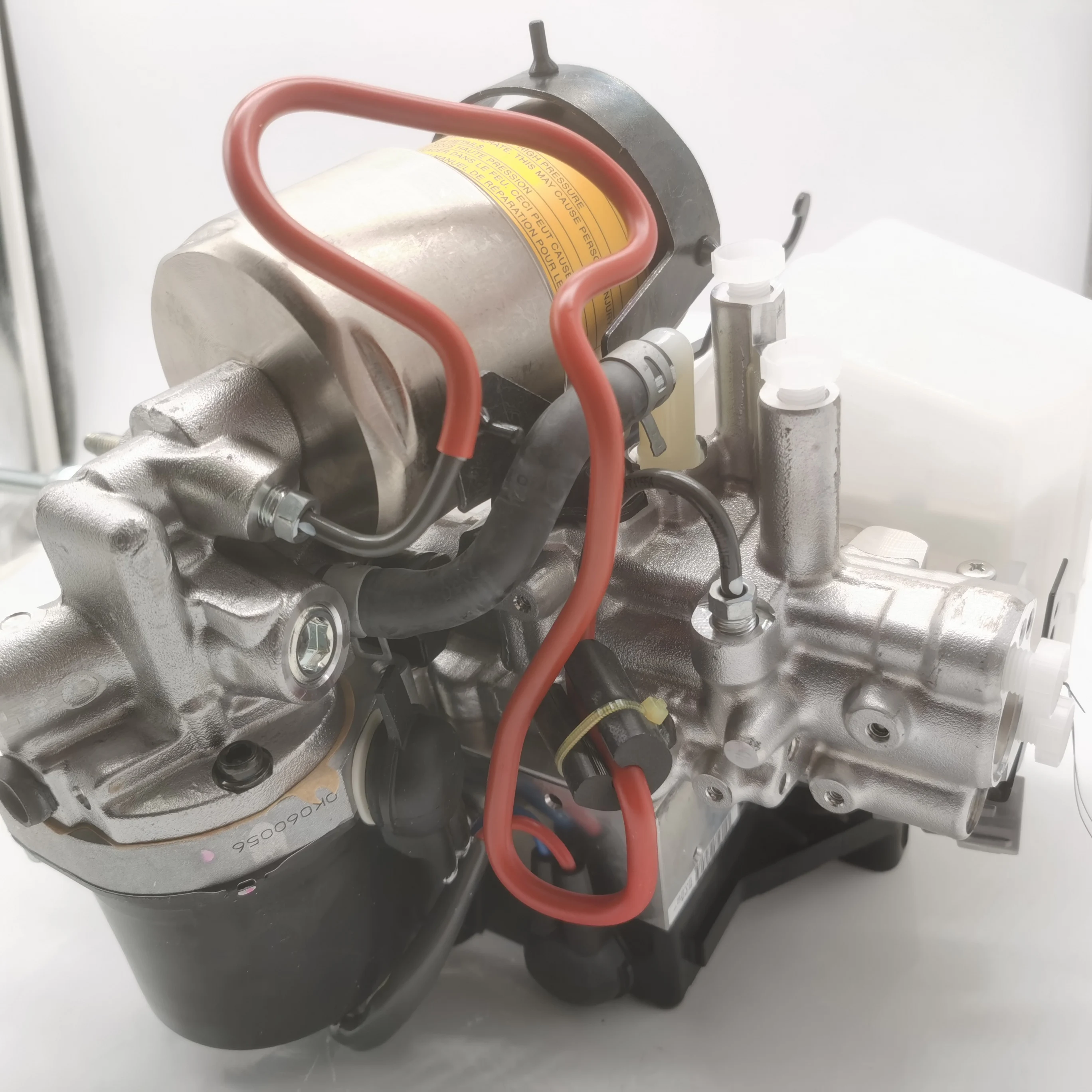 Рисунок 5 - Автозапчасти ABS главный цилиндр