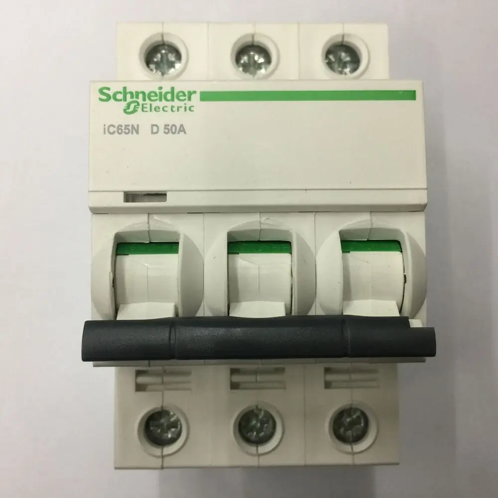 1 шт. Новый выключатель iC65N 3P D50A Schneider