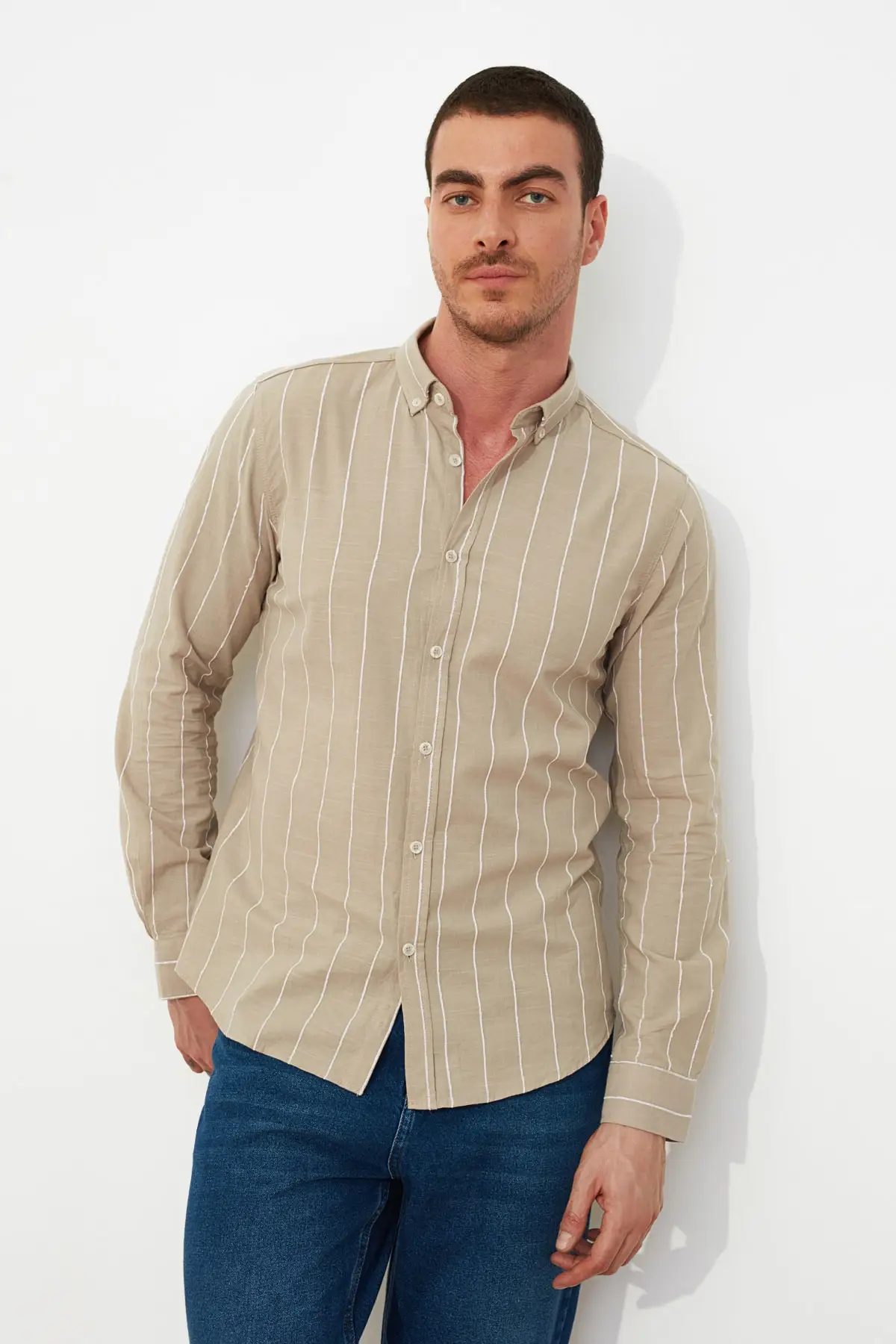 

Trendyol Male Slim Fit Striped Button Shirt Collar Shirt TMNSS21GO0712