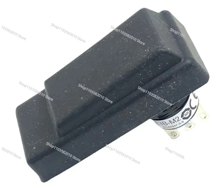 Idec Hequan HE3B-M2PB Alter Schakelaar 2-контактный 3-позиционный HE3B-M2PY HE3B-M2