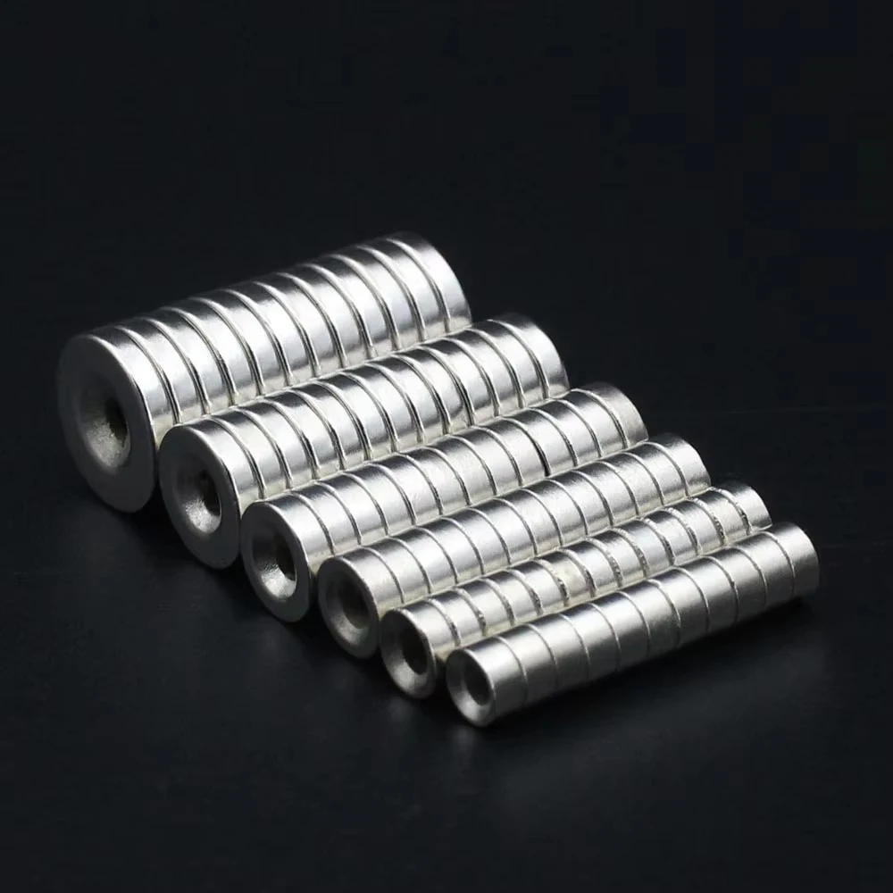 

Круглый потайной неодимовый магнит N42 8-20 мм