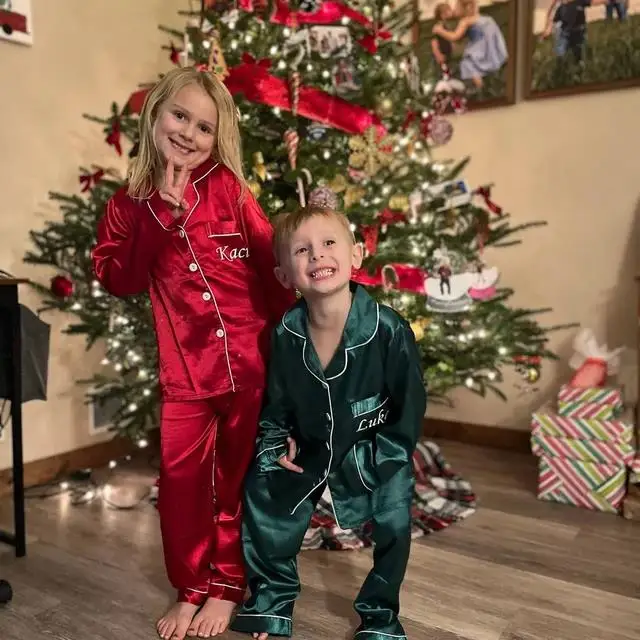 Детские пижамы персонализированный атласный Индивидуальные для детей вечеринки