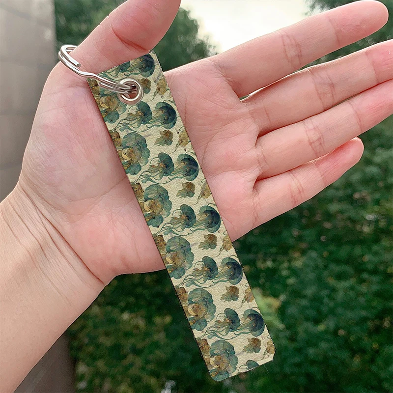 

Fashion Jellyfish Watercolor Abstract Keychains Strap Keyrings Hanging Holder Bag Car Wallet Trinket Keychain Hanging Bag Gifts