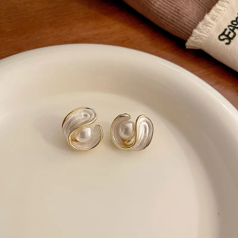 

Pearl Earrings Sweet Girl Heart Tide Earrings Fashion Earrings 925 Silver Needle