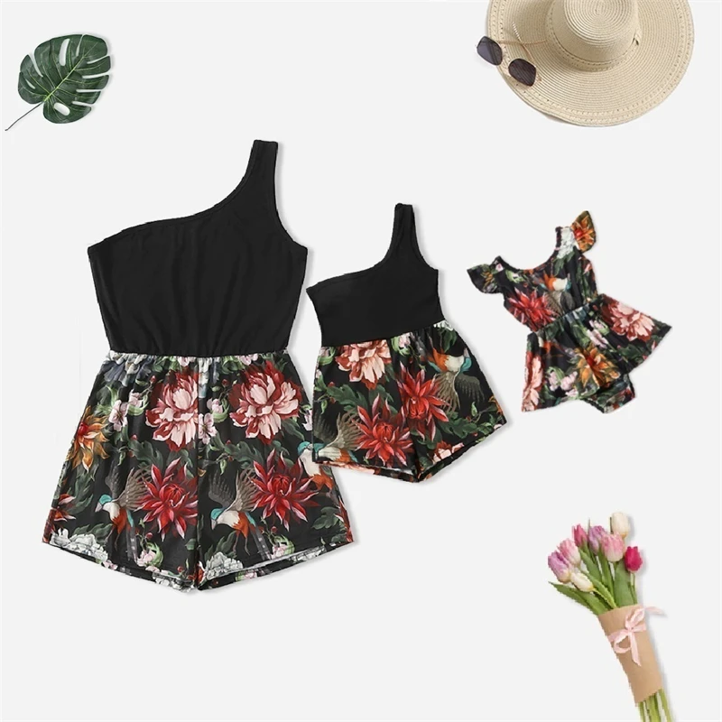 

One-Piece Mother Daughter Overall Dresses Family Look Flower Mom Baby Mommy and Me Matching Clothes Fashion Woman Girls Jumpsuit
