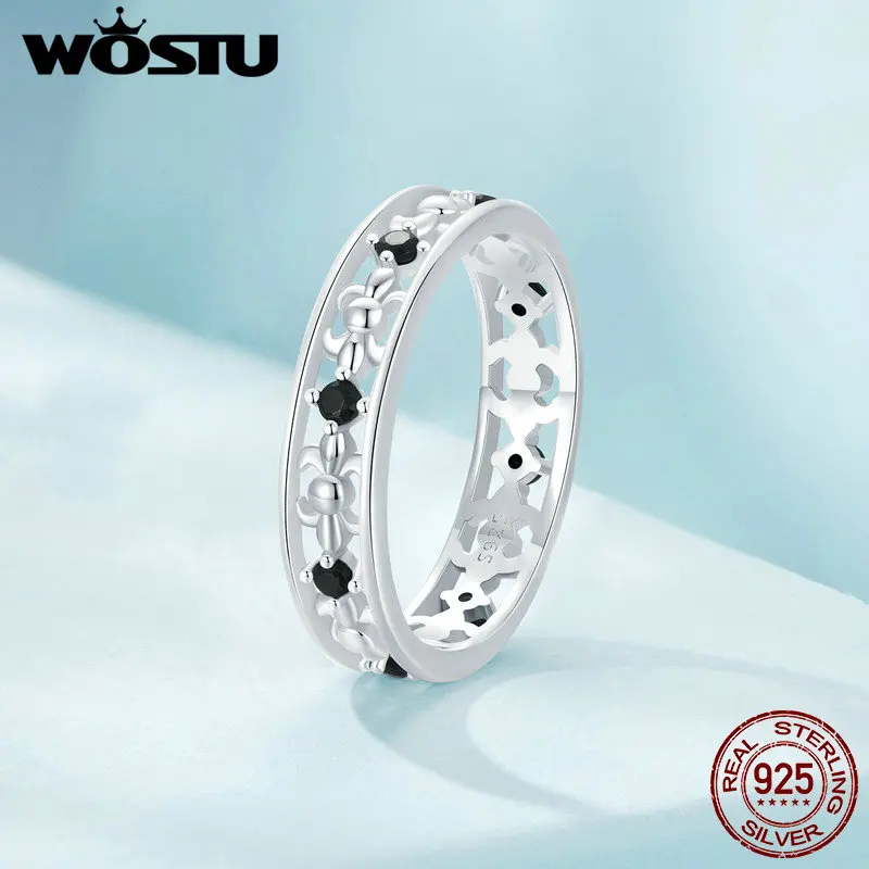 Женское кольцо из серебра 925 пробы с черным Цирконом