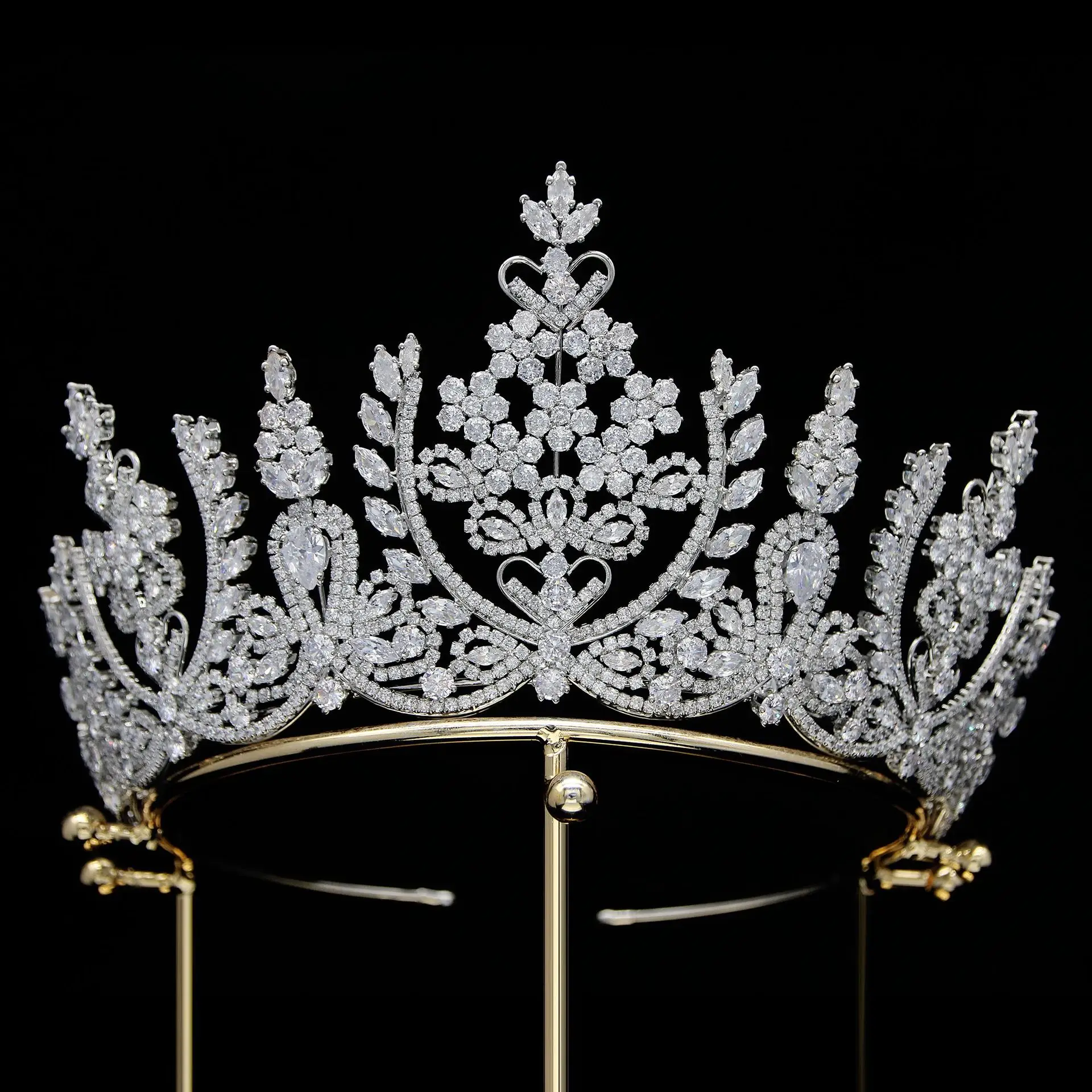 

Bride Crown Summer Hair Jewelry Accessories Princess Crown Wedding Zircon Headwear Metal Fine Hairwear for Women Headpiece