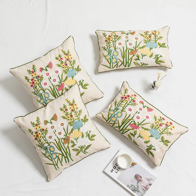 

Floral Cushion Cover Daisy Floral 45x45cm/30x50cm Yellow Blue Embroidery Pillow Cover Soft Cozy for Living Room