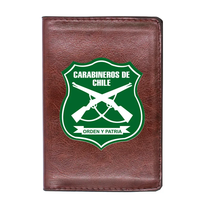 Рисунок 4 - Модный Обложка для паспорта с карабинами из Чили