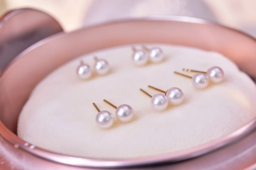 XX Pearl Earrings Fine Jewelry Solid 18K Gold Natural 4mm Sea Water Ocean Akoya White Pearls Stud Earrings for Women
