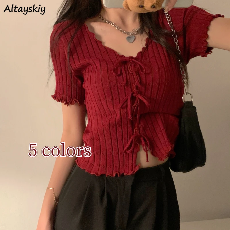 

Футболка женская трикотажная с V-образным вырезом, на пуговицах