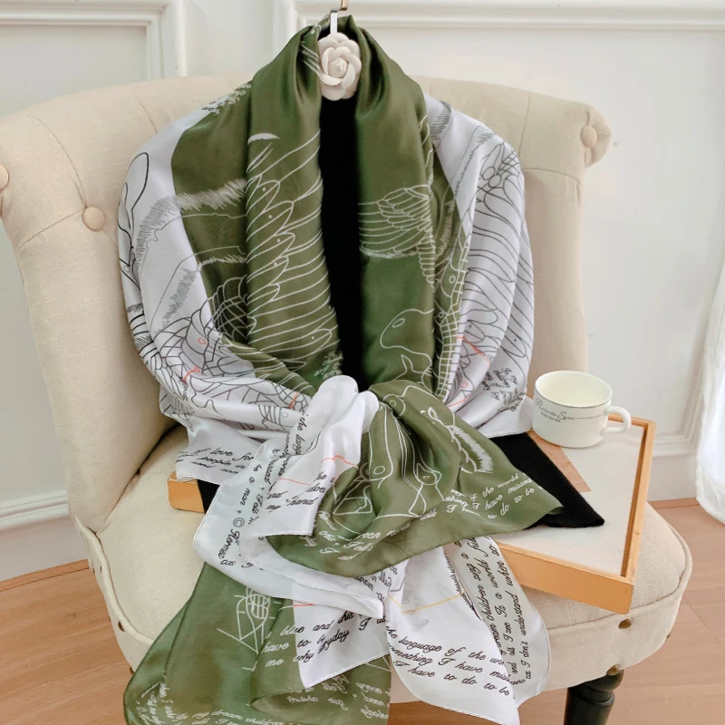 

Роскошный шелковый шарф с принтом солнцезащитный для путешествий 2022x90 см шали популярный стиль атласные шарфы всесезонный Пляжный платок