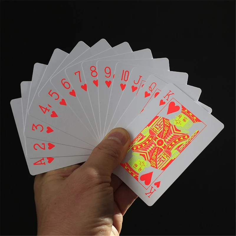 Schrijft een rapport Maladroit Attent Fluorescerende Pvc Speelkaarten Magic Waterdichte Poker Glow In The Dark  Bar Party Ktv Plastic Professionele Poker Kaarten|Speelkaarten| - AliExpress