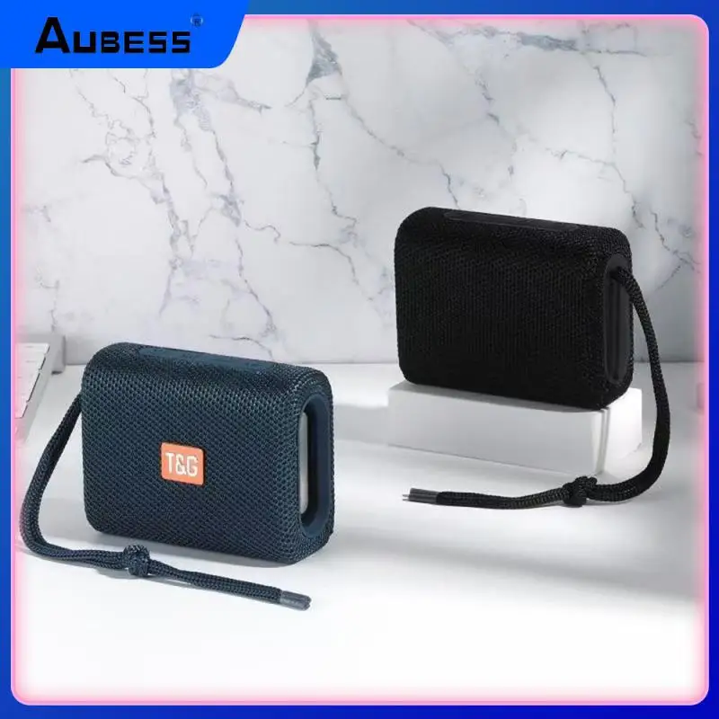 

High Speed Transmission Card Fabric Plastic Speaker Lightweight And Portable Car Speaker Small And Exquisite Waterproof Splash