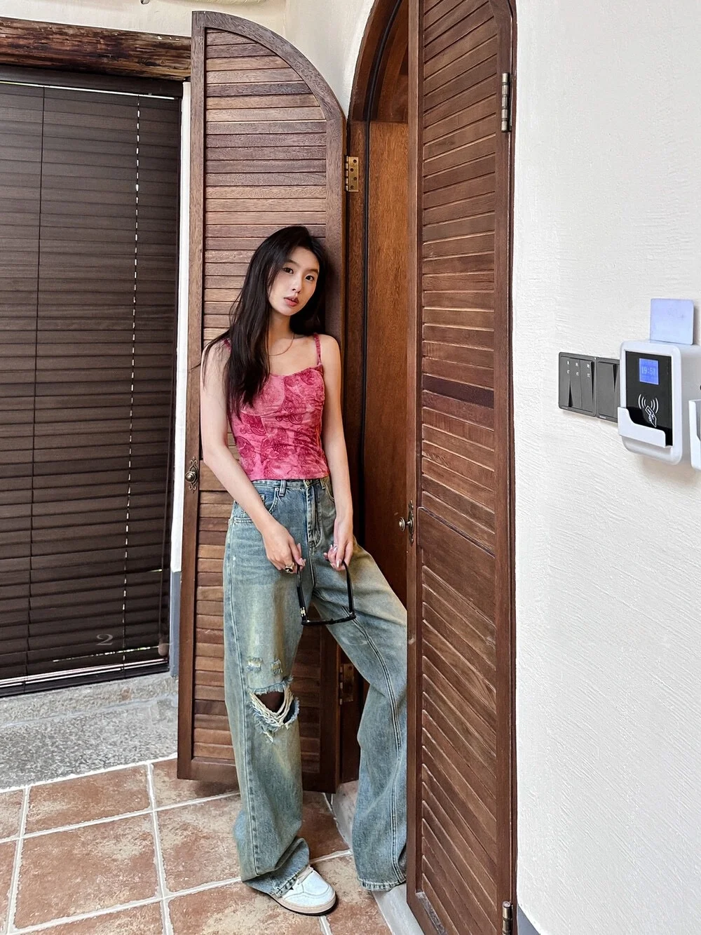 Новое поступление лета 2024 корейский дизайн сексуальная облегающая фигура