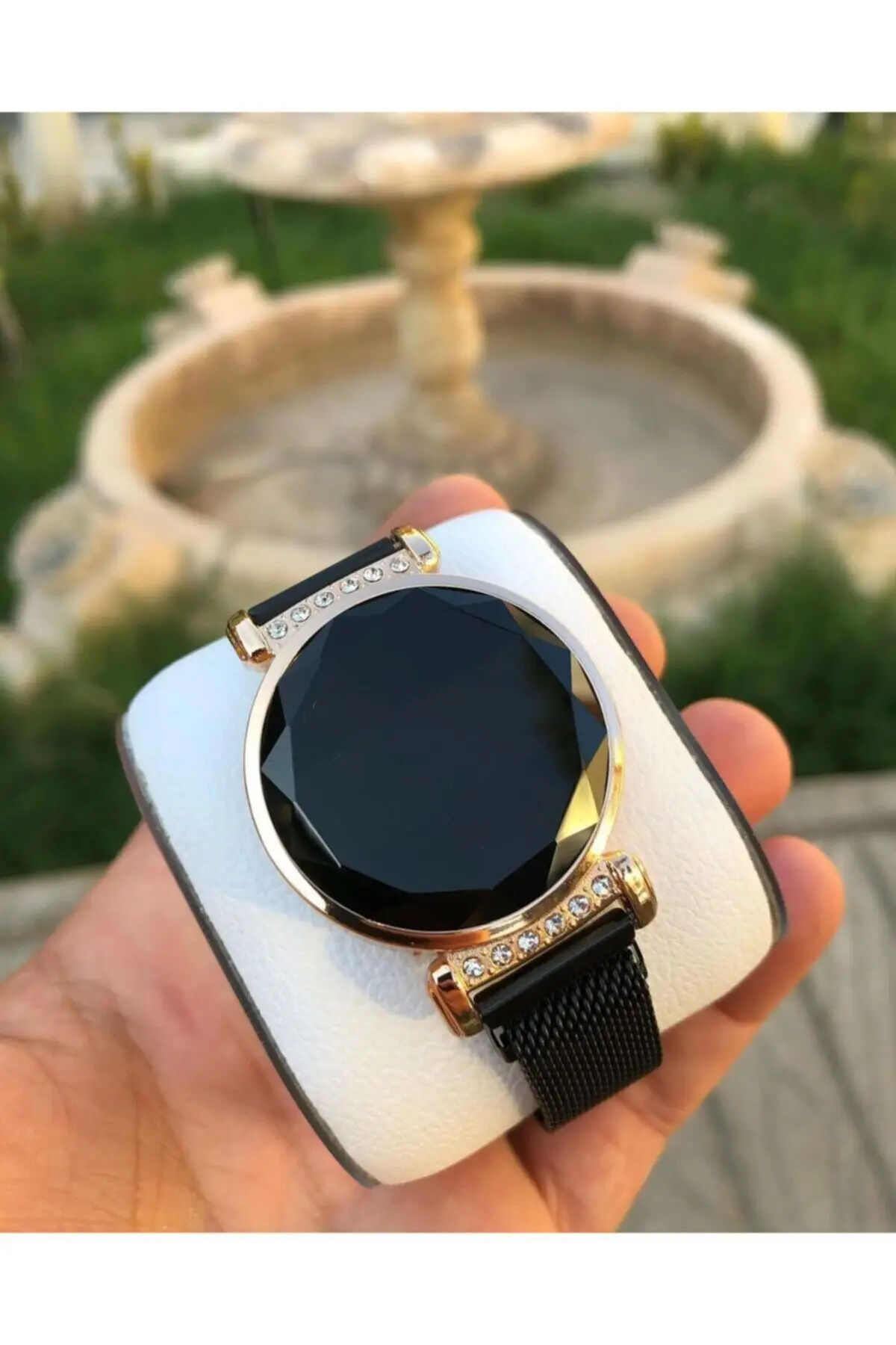 

2022 Watches Woman touching LED Luxury Fashion Sport Refresh Brands Top Quartz Stylish watch High Quality Premium wristband watch