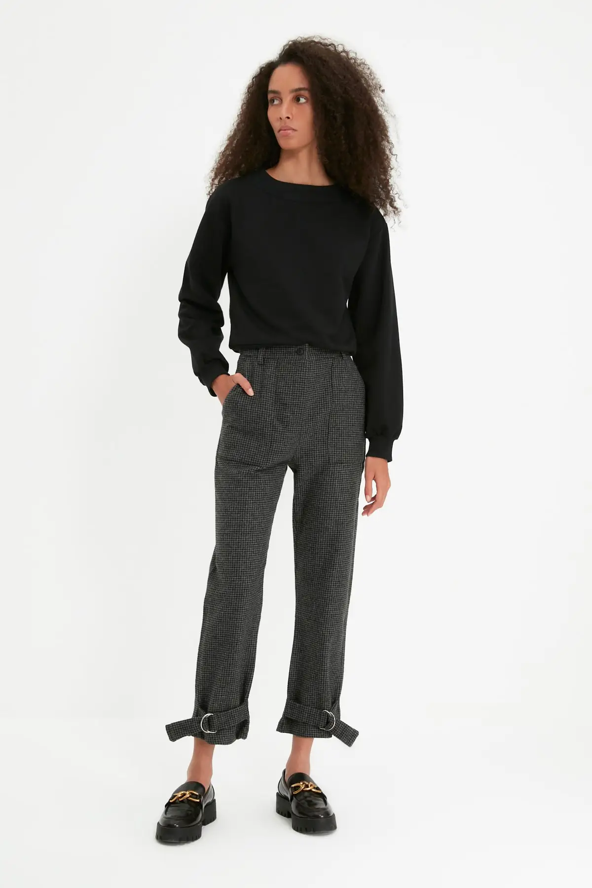 

Trendyol Basic Pants TWOAW22PL0056