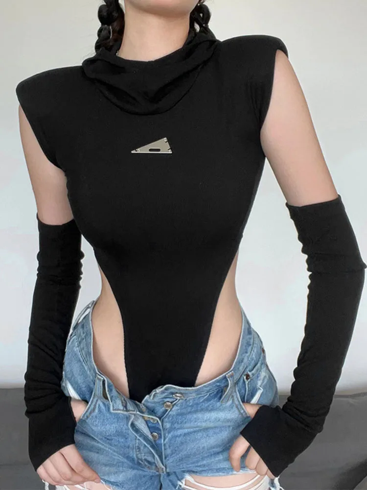 Купи Hooded Soild Silm Sequined Bodysuit For Women Clothes Black Streetwear Sleeves Y2k Playsuit Casual High Collar Autumn Rompers за 1,211 рублей в магазине AliExpress