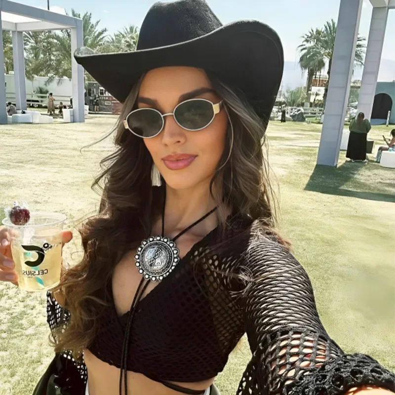 Новинка 2024 солнцезащитные очки в одном стиле женские овальные во французском