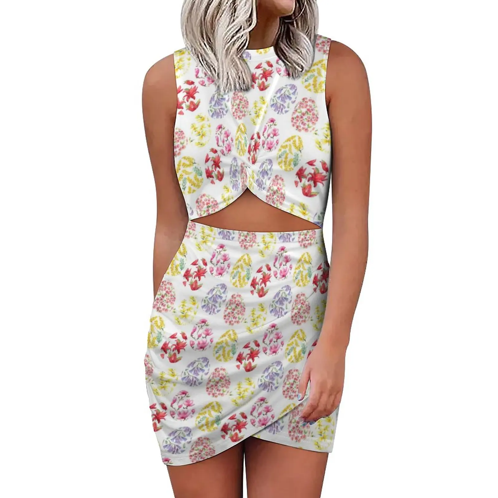 

Платье в стиле ретро, с цветочным принтом и яйцами