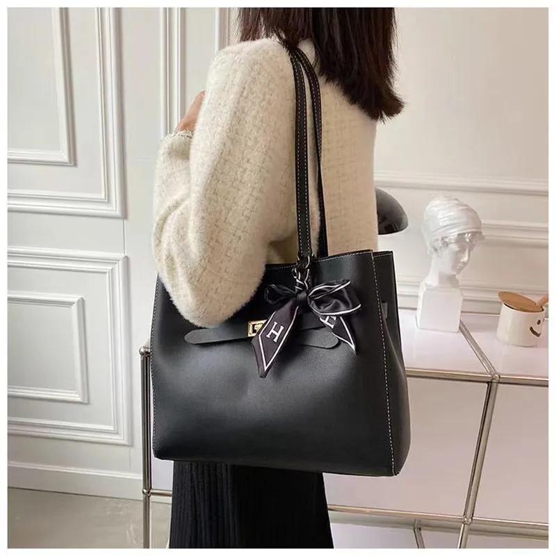 

Женская сумка на плечо, простая вместительная сумка, новинка 2022, модная сумка, Высококачественная универсальная сумка-тоут на одно плечо