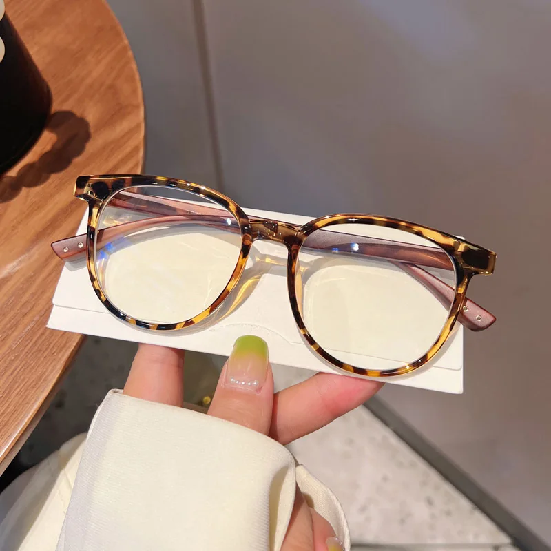 

Retro Glasses Reading Glasses Women Wood Grain Black Frame Glasses Anti Blue Light Glasses Fashion Eye Glasses for Men
