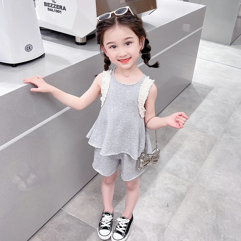 

Комплекты одежды для маленьких девочек, лето 2023, детский кружевной жилет и шорты, детская пляжная Праздничная повседневная одежда, одежда, детская спортивная одежда