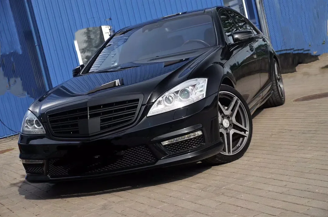Матовый черный Мерседес s500