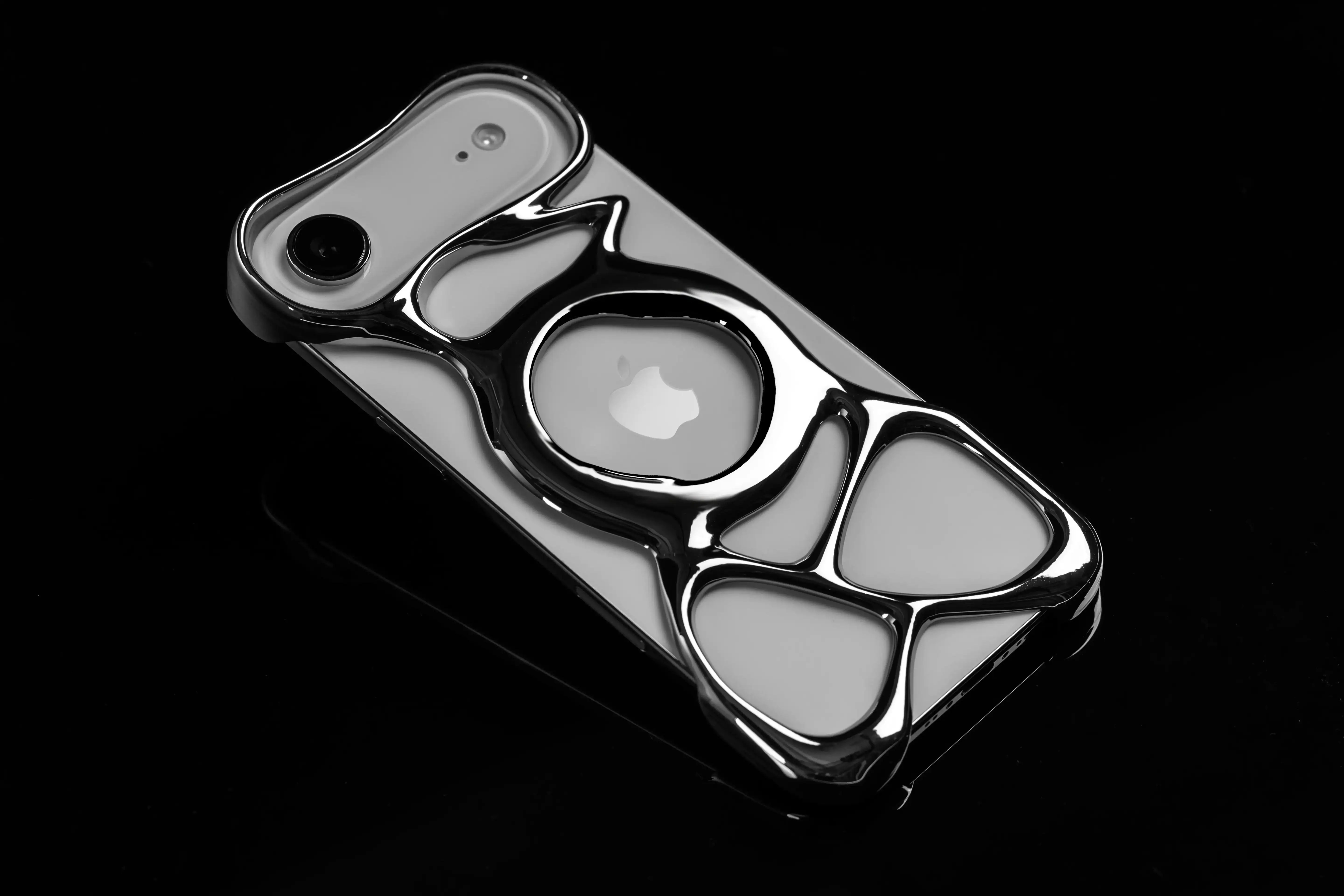 Чехол Angry Miao Emptiness для iPhone 17, iPhone Air, премиум-класса, с покрытием из поликарбоната, совместимый с MagSafe, в стиле жидкого металла, с дизайном скелета (art.: 3920d484db0f4) - 3920d484db0f4