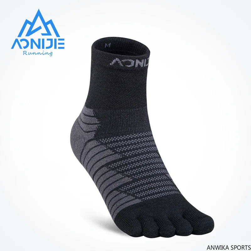 

Одна пара, спортивные носки AONIJIE E4819, носки среднего размера с пятью пальцами для занятий спортом, теплые утепленные махровые носки для бега ...