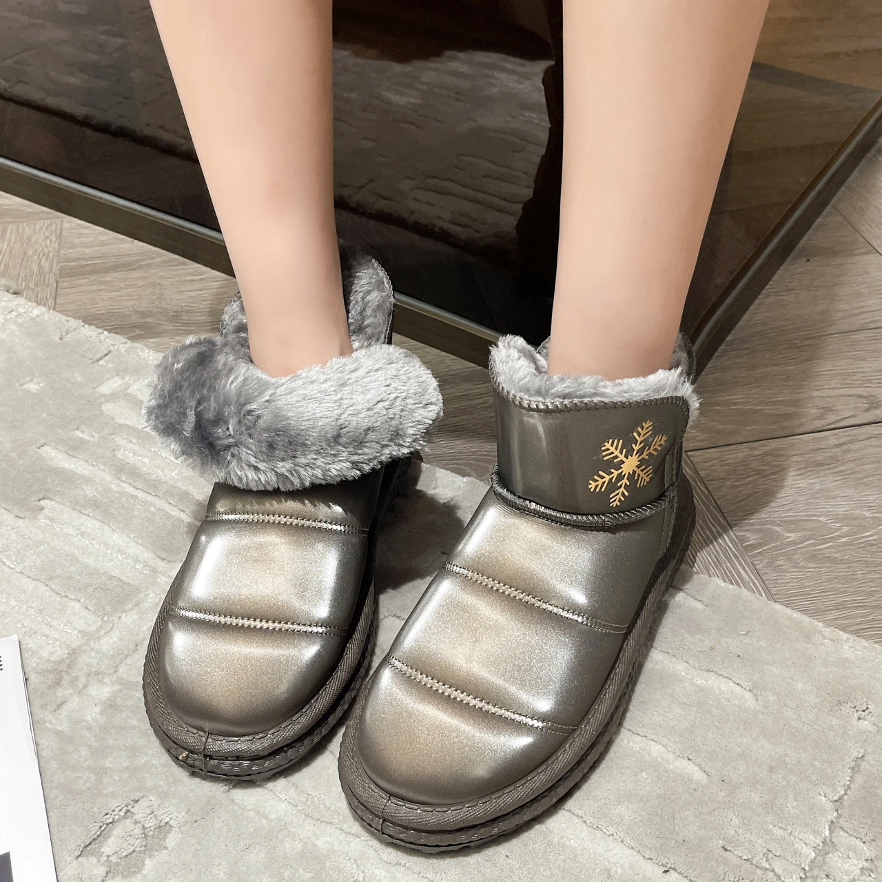 2023 White Winter Fluffy Fur Snow Boots Women Waterproof Patent Leather Warm Thick Plush Snow Shoes Flat Cute Snowflake Booties