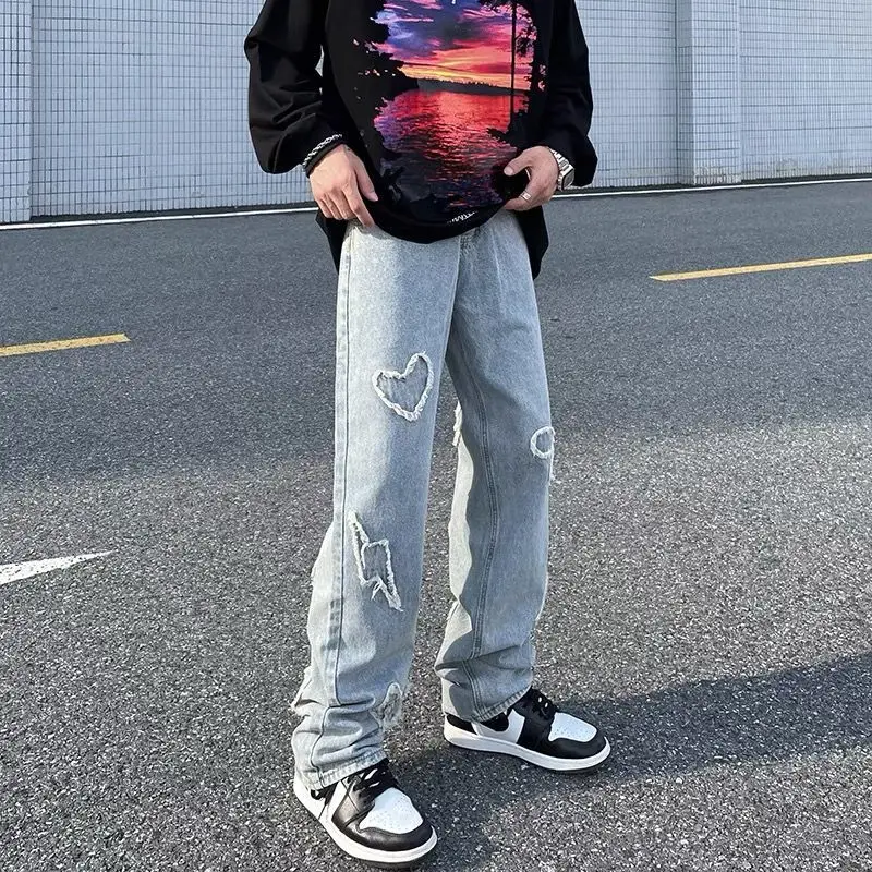 Рисунок 3 - Джинсы в стиле Хай-стрит