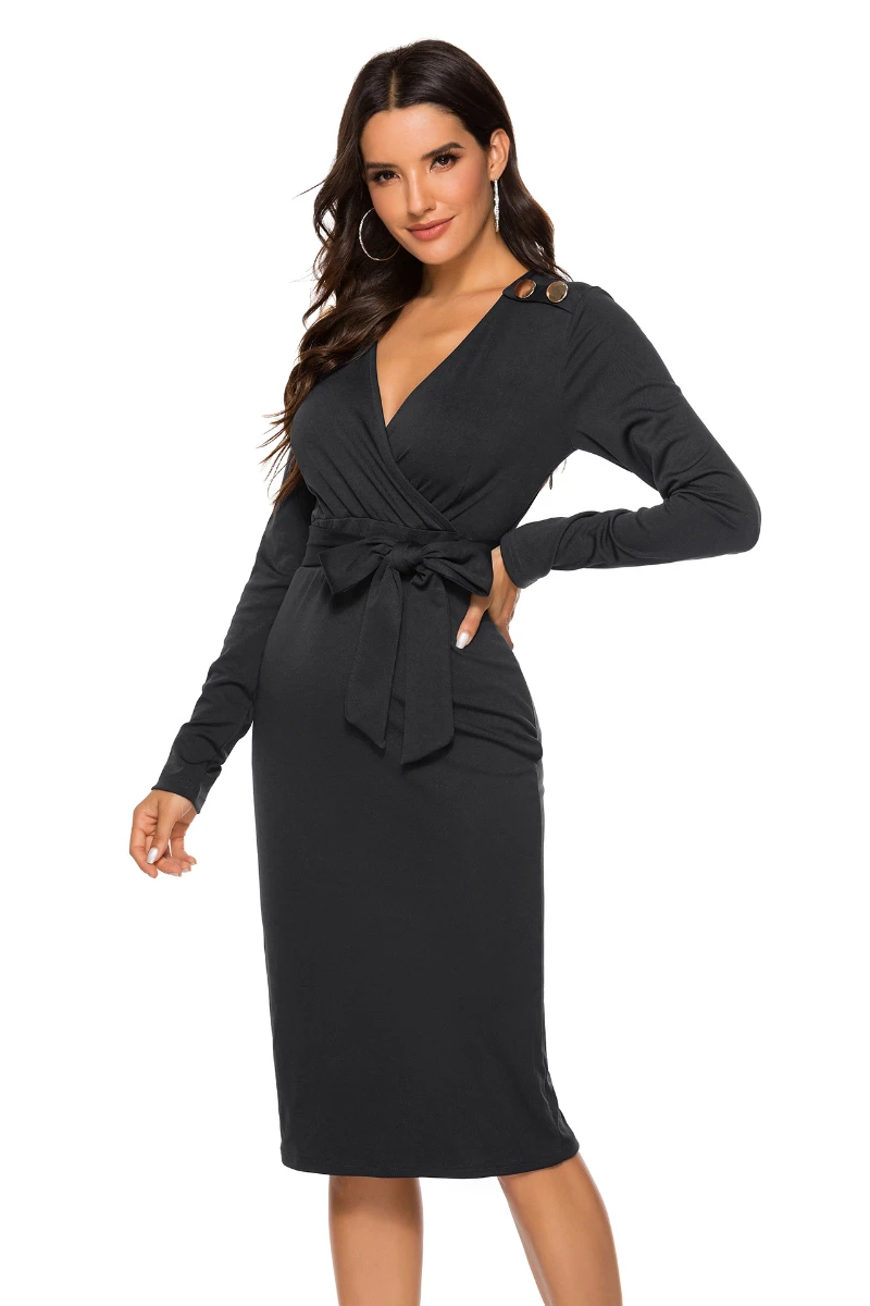 

Женское платье-миди с V-образным вырезом и длинным рукавом