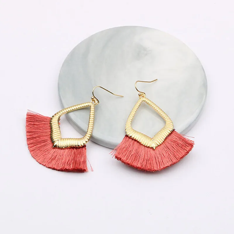 

Модные богемные секторные подвесные серьги с кисточками для женщин, новинка 2022 года, этнические винтажные висячие серьги, вечерние ювелирн...