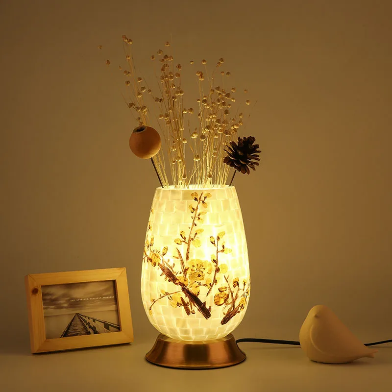 

Creative simple table lamp shell glass flower arrangement bedroom bedside lamp warm breast-feeding warm led modern table lamp