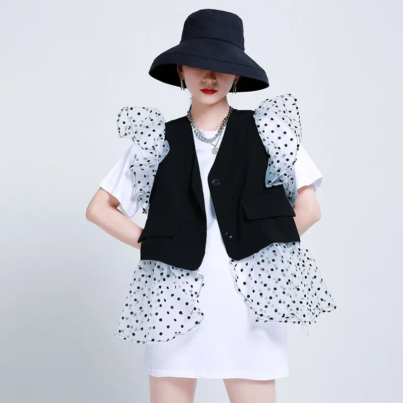 

2023 Summer new fashion lace hook floral stitching ruffled waistcoat short sleeved leggings dress two-piece skirt