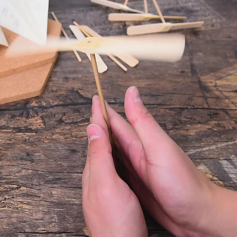 

10 Pcs Bamboo Dragonfly Wooden Hand Rub Toy Outdoor Play Toys Kids Flying Boys Children Yard UFO