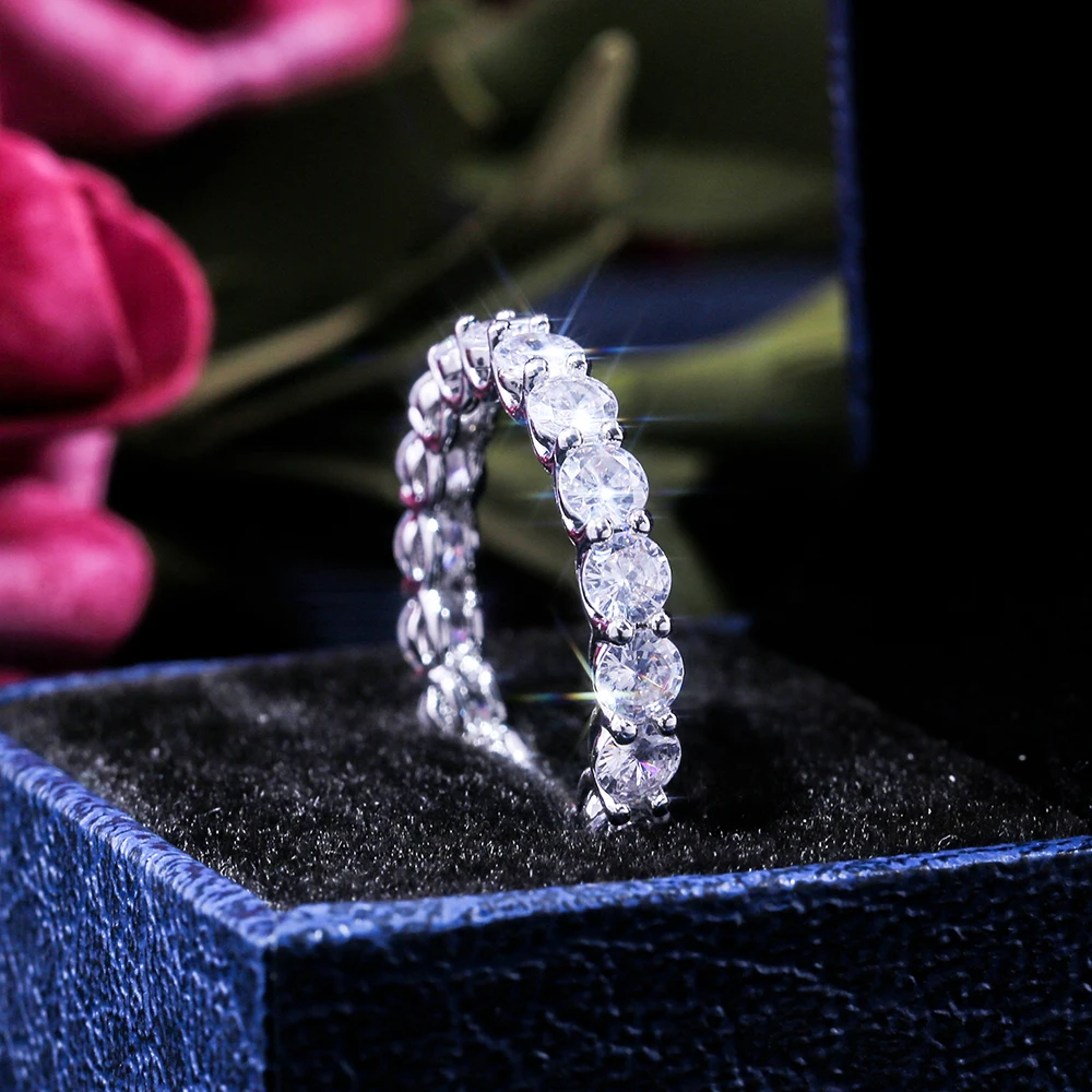 

Hyperbole Round Finger Ring Band With Full Circle Zircon Stone Dazzling Women Jewelry Luxury Proposal Present Wedding Rings